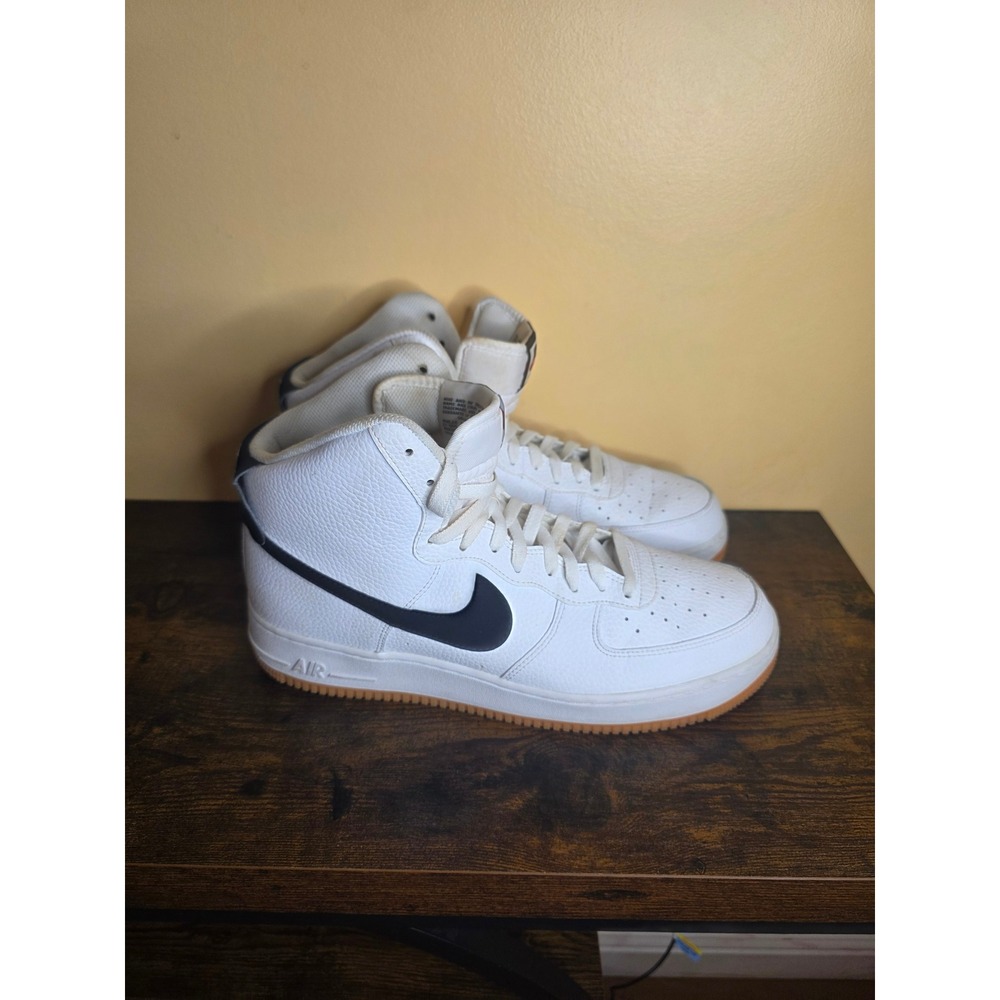 Nike Air Force 1 High White Black Gum Sole Tumbled Leather Sneakers Mens 11.5 - Picture 3 of 13